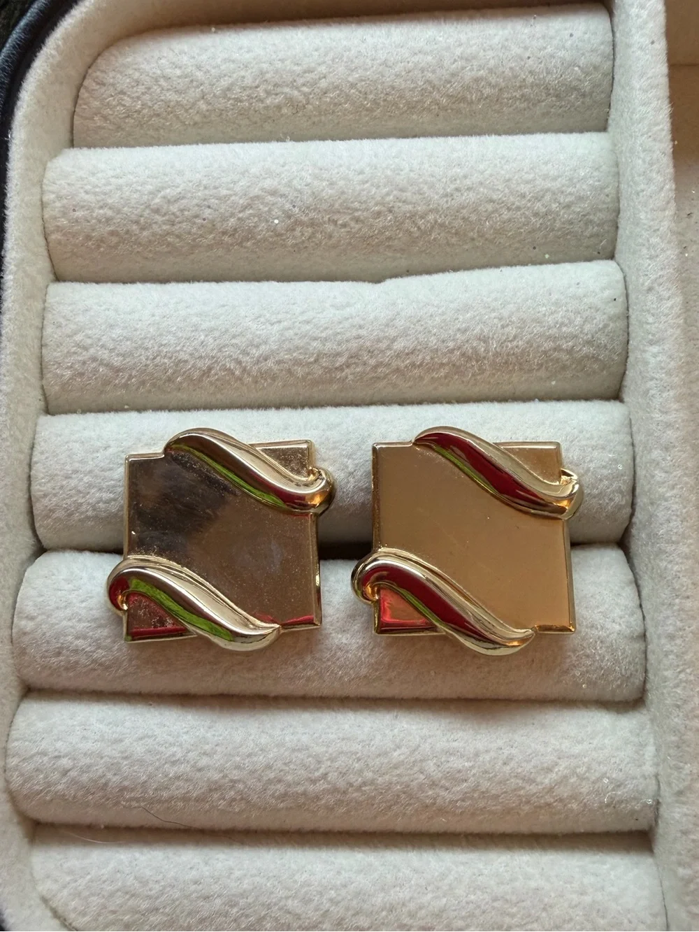 Gold Tone Swirl Square Cufflinks